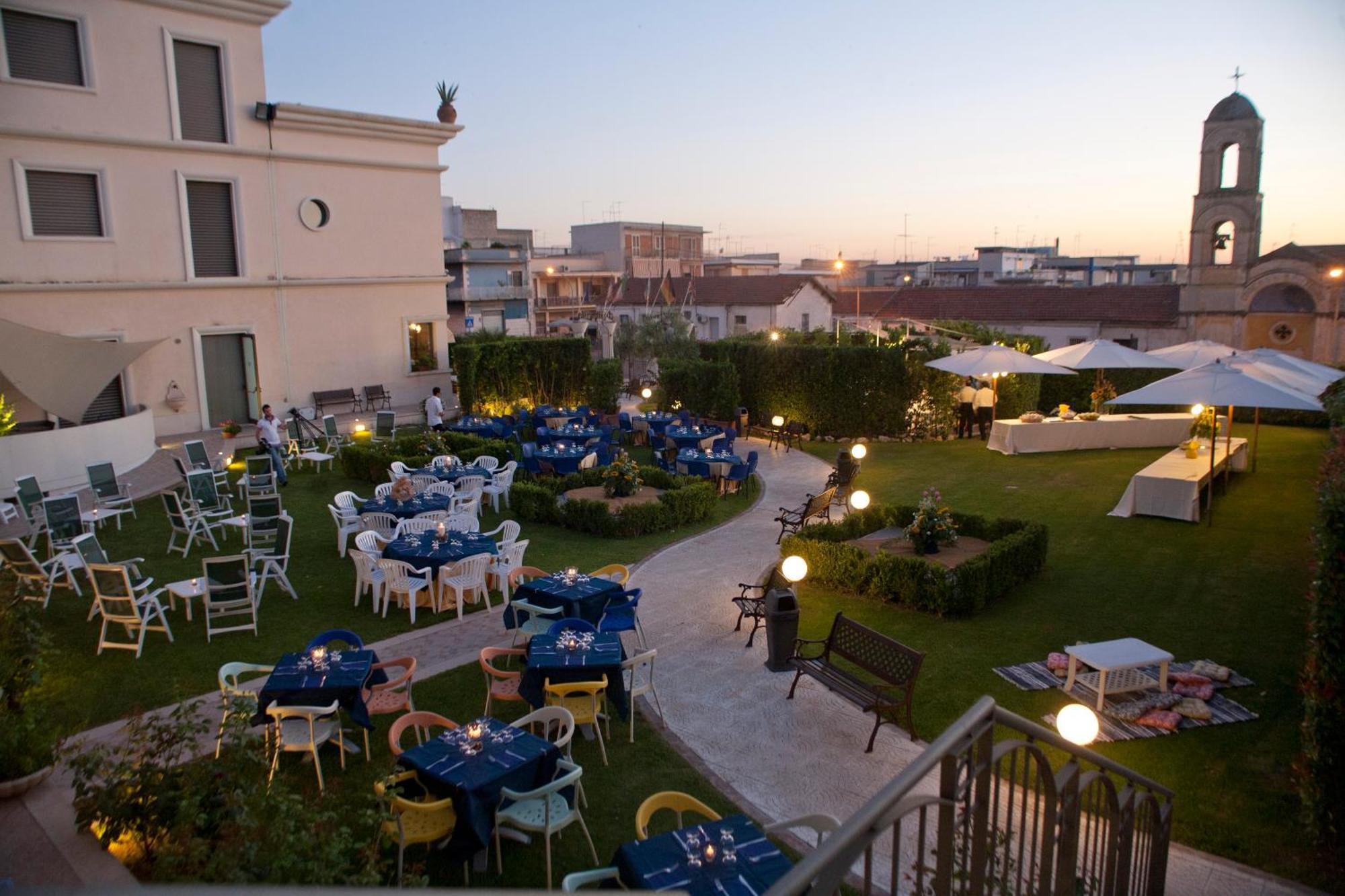 Hotel D'Altavilla Canosa di Puglia Εξωτερικό φωτογραφία